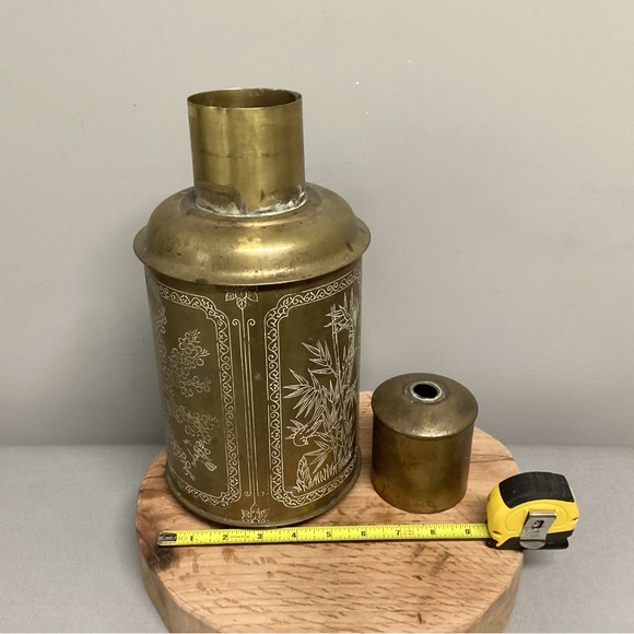 🟡 Vintage & Unique - Brass Decor Piece - Made In Hong Kong - Collectible - Picture 15 of 16